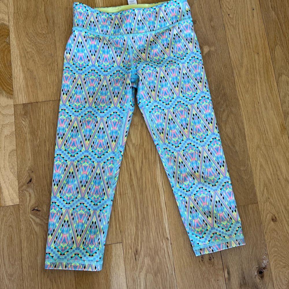 Ivivva (Lululemon girls) capris